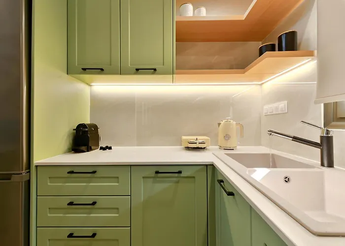 Eveline - Seaview & Short Walk To The Apartment Nikiana